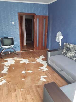 Апартаменты Apartment на Героїв Небесної Сотні 39 кв96 Каменец-Подольский Апартаменты с 2 спальнями-3
