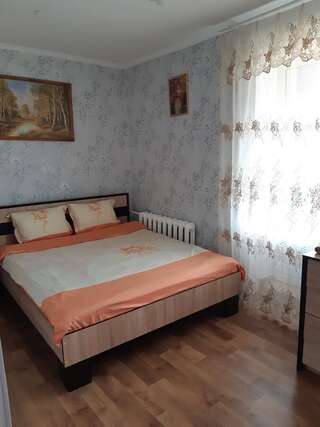 Апартаменты Apartment на Героїв Небесної Сотні 39 кв96 Каменец-Подольский Апартаменты с 2 спальнями-7